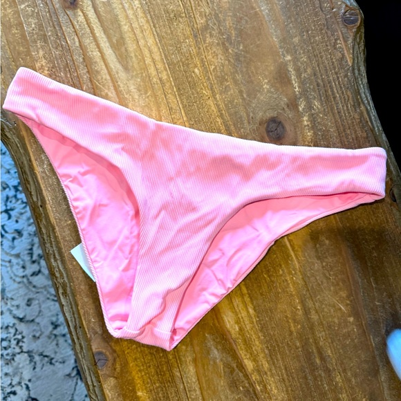 L*Space Bikini Set in Crystal Pink-Lee Lee Top and Sandy Bottom Classic. - Picture 4 of 12